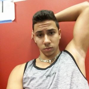 Meet your Posher, Ernesto ariel